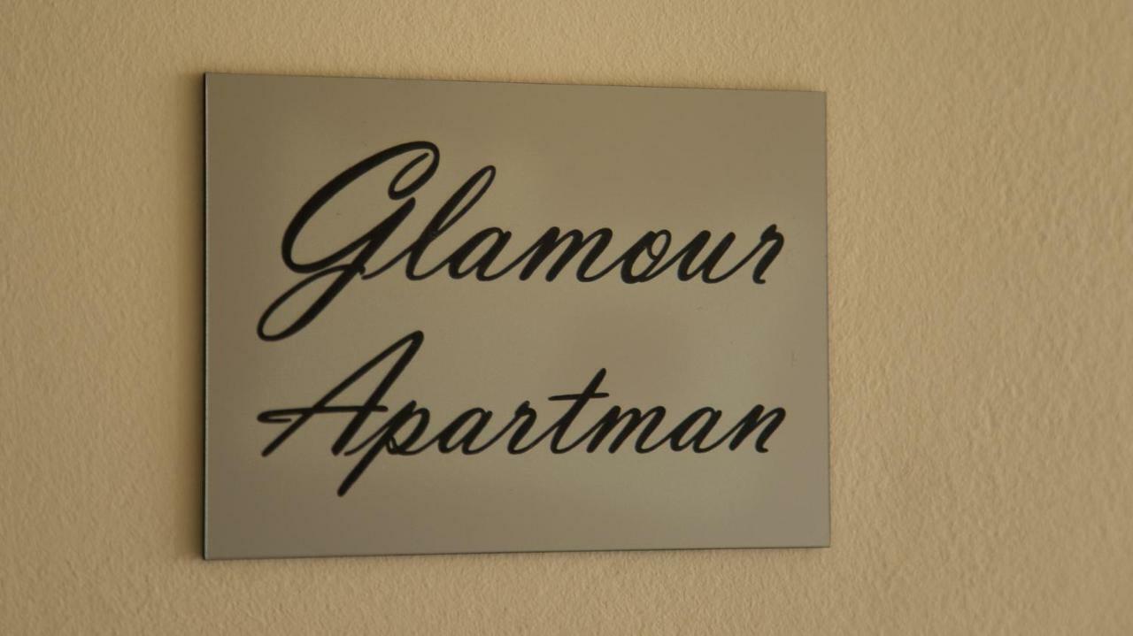 Glamour Apartman Eger Exterior foto